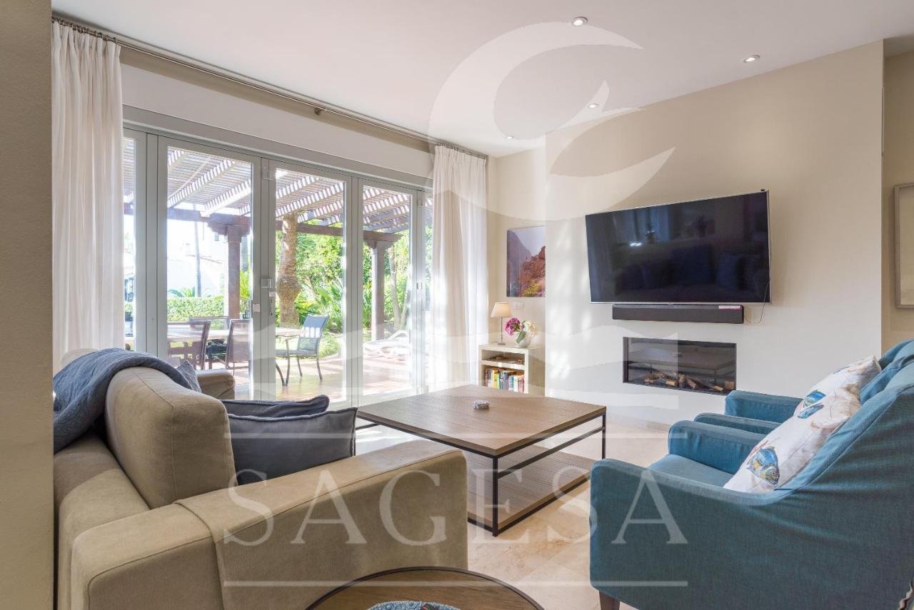 1015 - Jardines Golondrinas - Three Bedrooms Apartment Lake View Appartement
