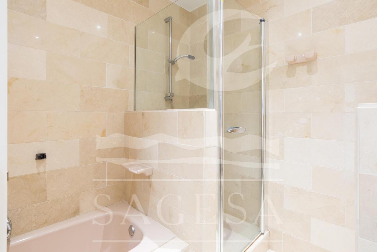 1015 - Jardines Golondrinas - Three Bedrooms Apartment Lake View Marbellac