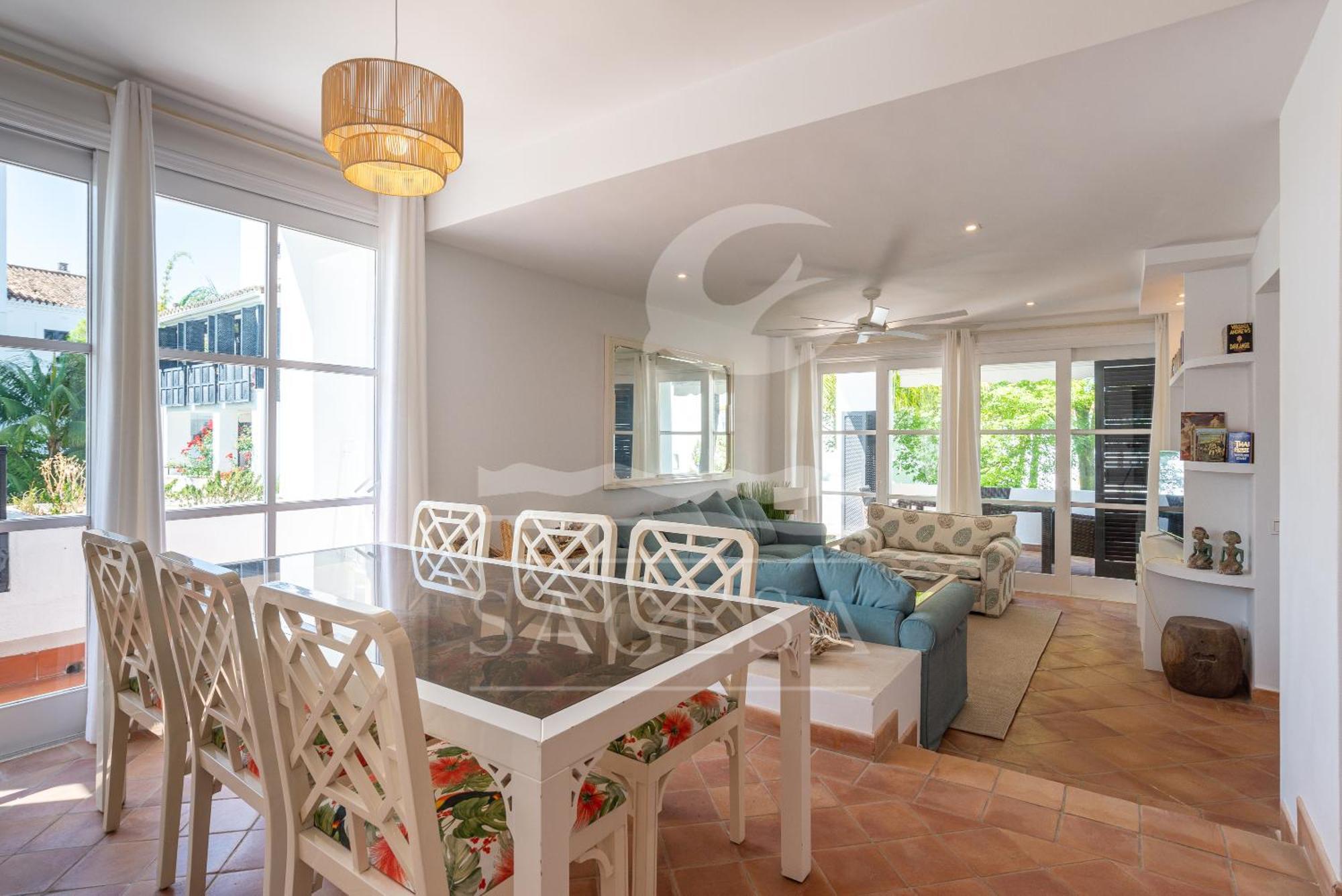 1015 - Jardines Golondrinas - Three Bedrooms Apartment Lake View Appartement
