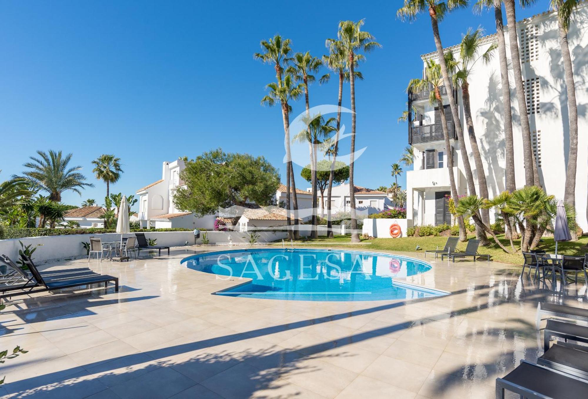 Jardines De Las Golondrinas 4* Marbella