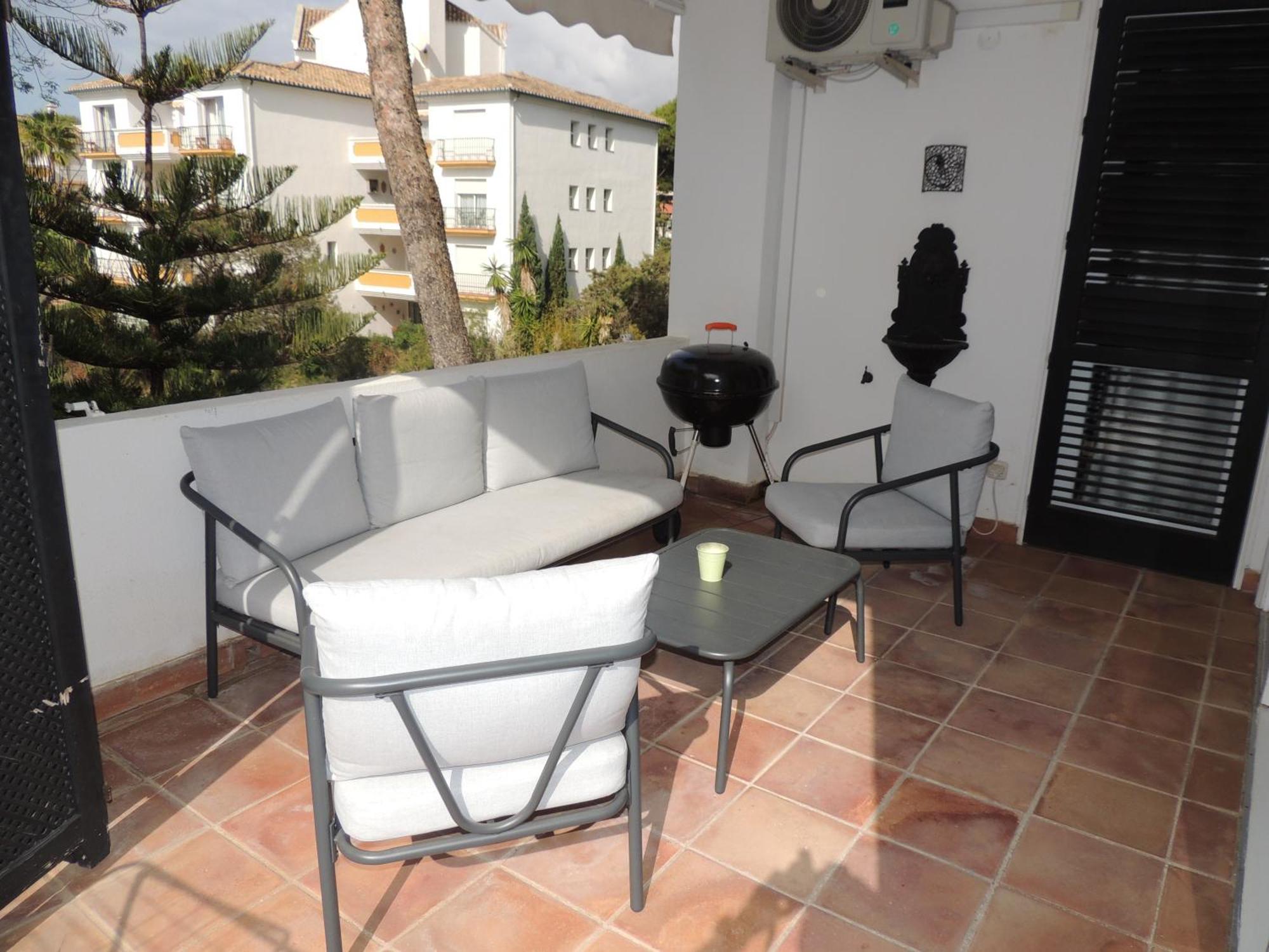 Jardines De Las Golondrinas Resort Marbella